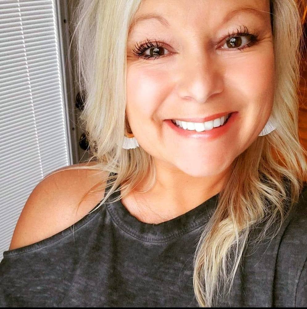 Meet your Posher, Kelli